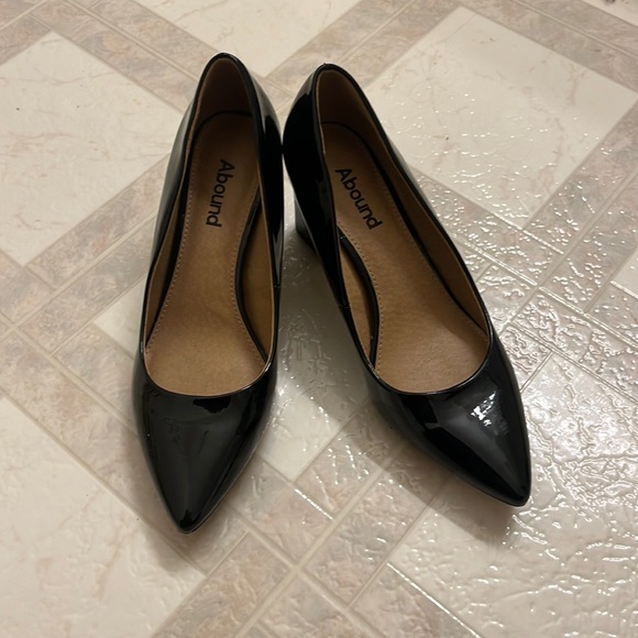 Abound Black Block Heel - 7 - Picture 4 of 5